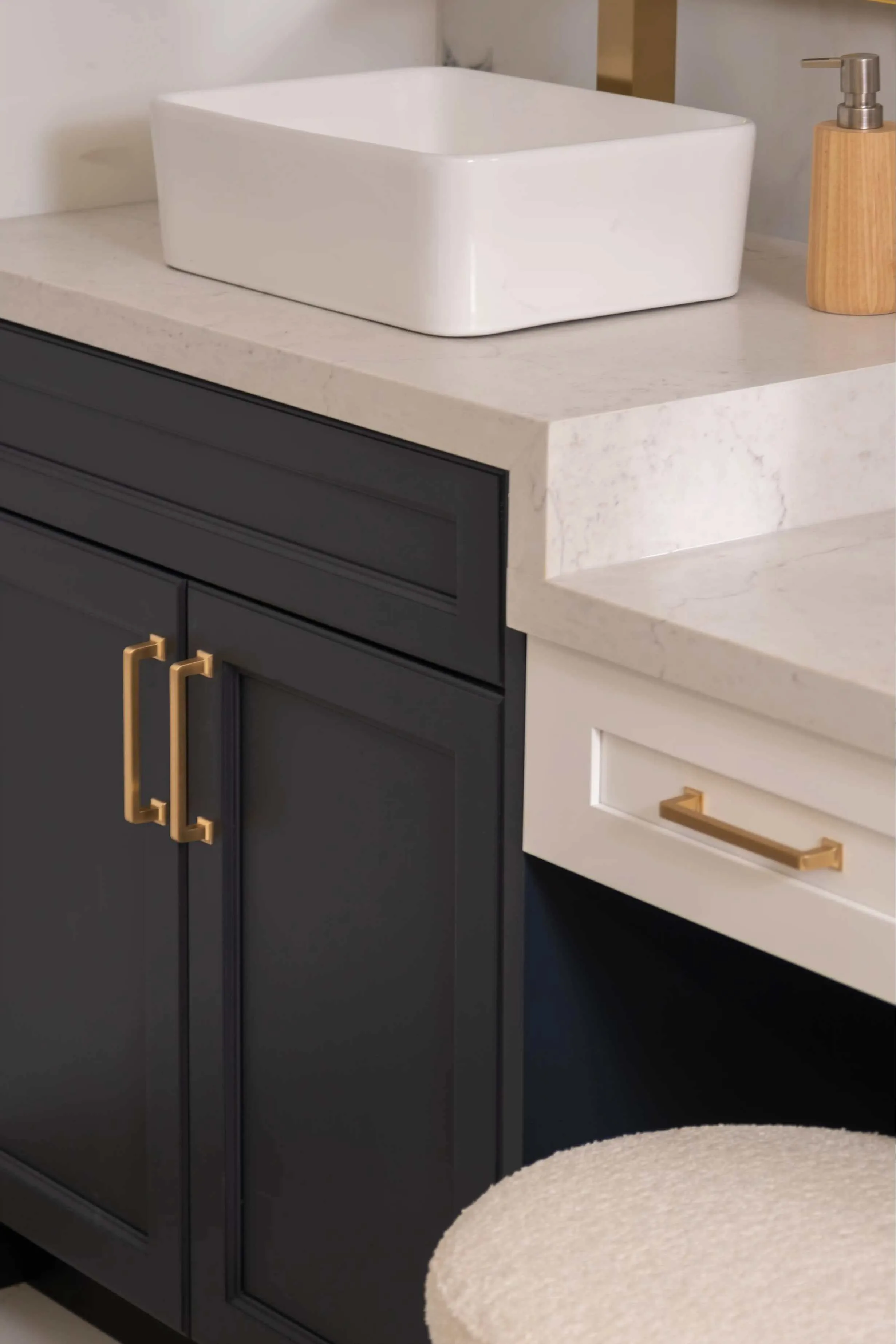 Bathroom cabinet renovation 3 in Toronto