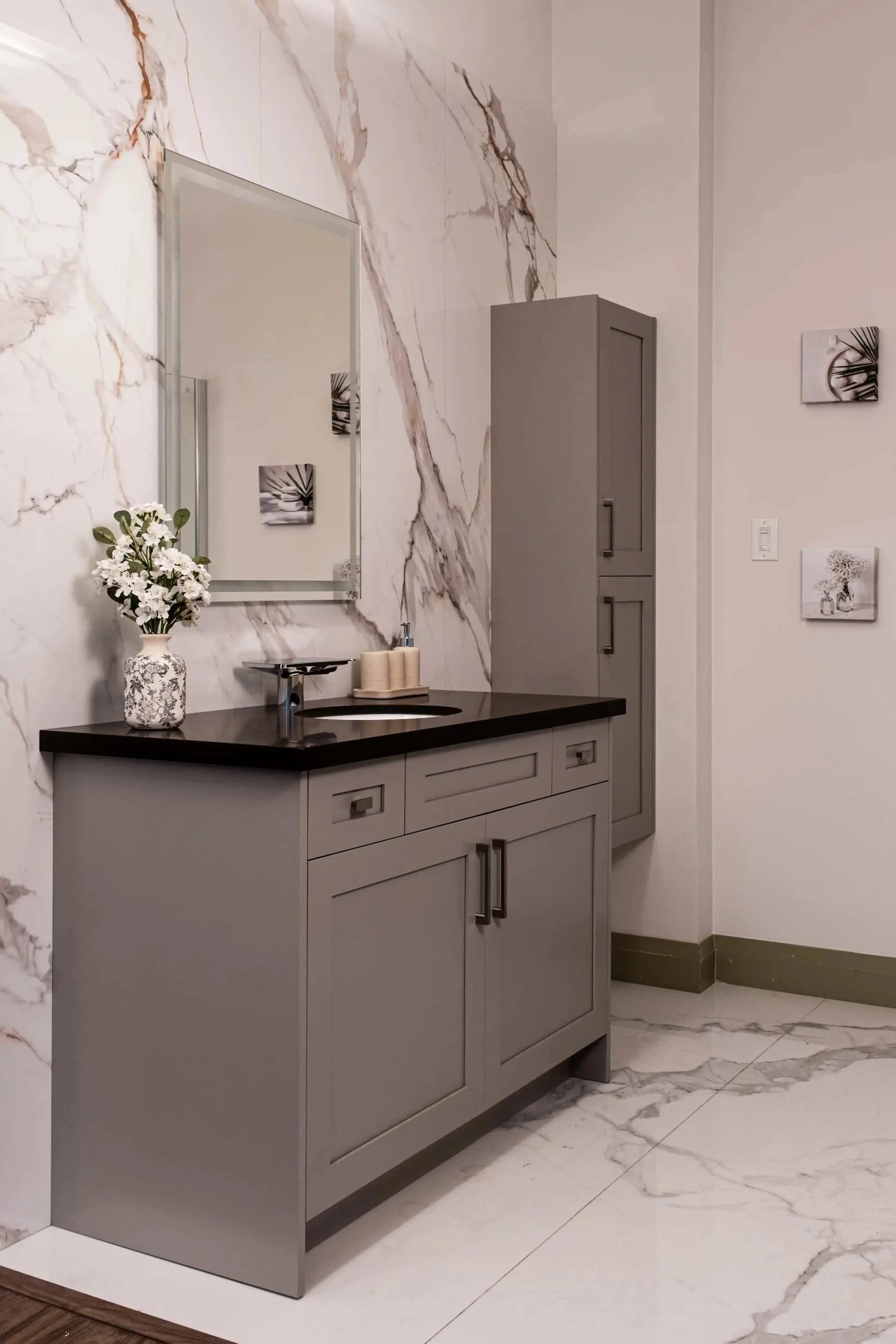 Bathroom cabinet renovation 6 in Toronto