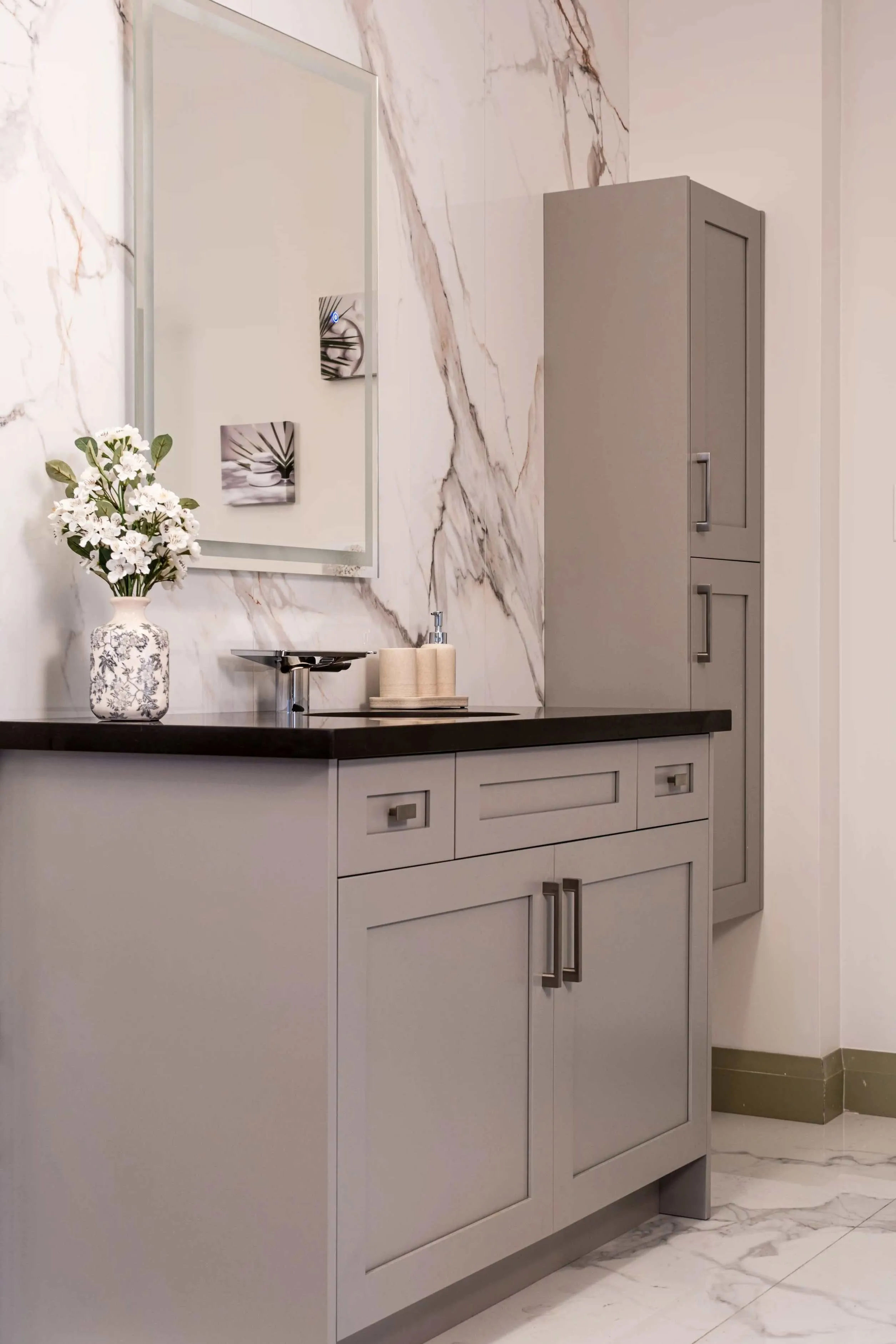 Bathroom cabinet renovation 7 in Toronto