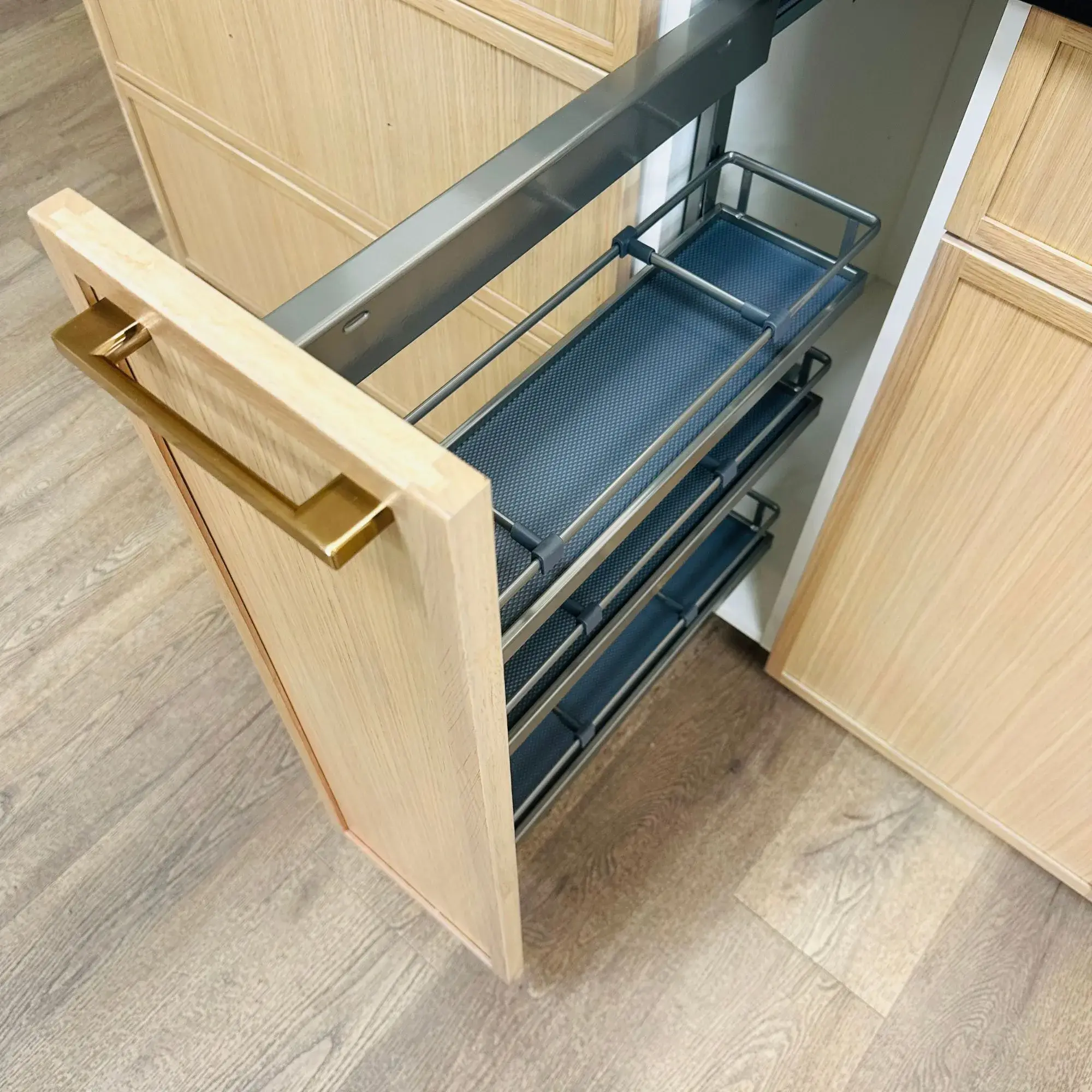 Slim Shaker Veneer cabinet finish